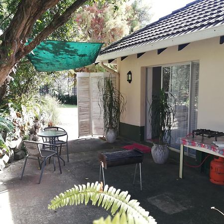 Bed and Breakfast Bell Park Self Catering Champagne Valley Esterno foto