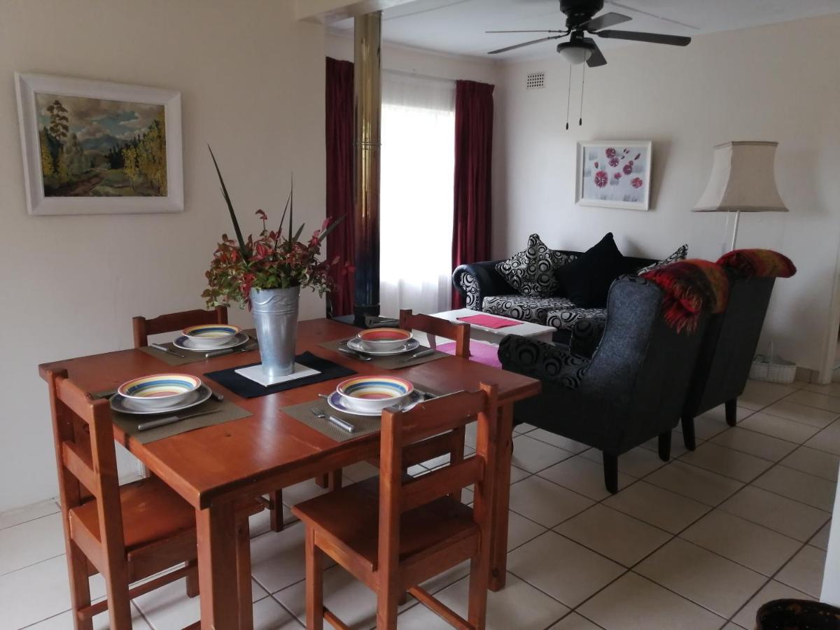 Bed and Breakfast Bell Park Self Catering Champagne Valley Esterno foto
