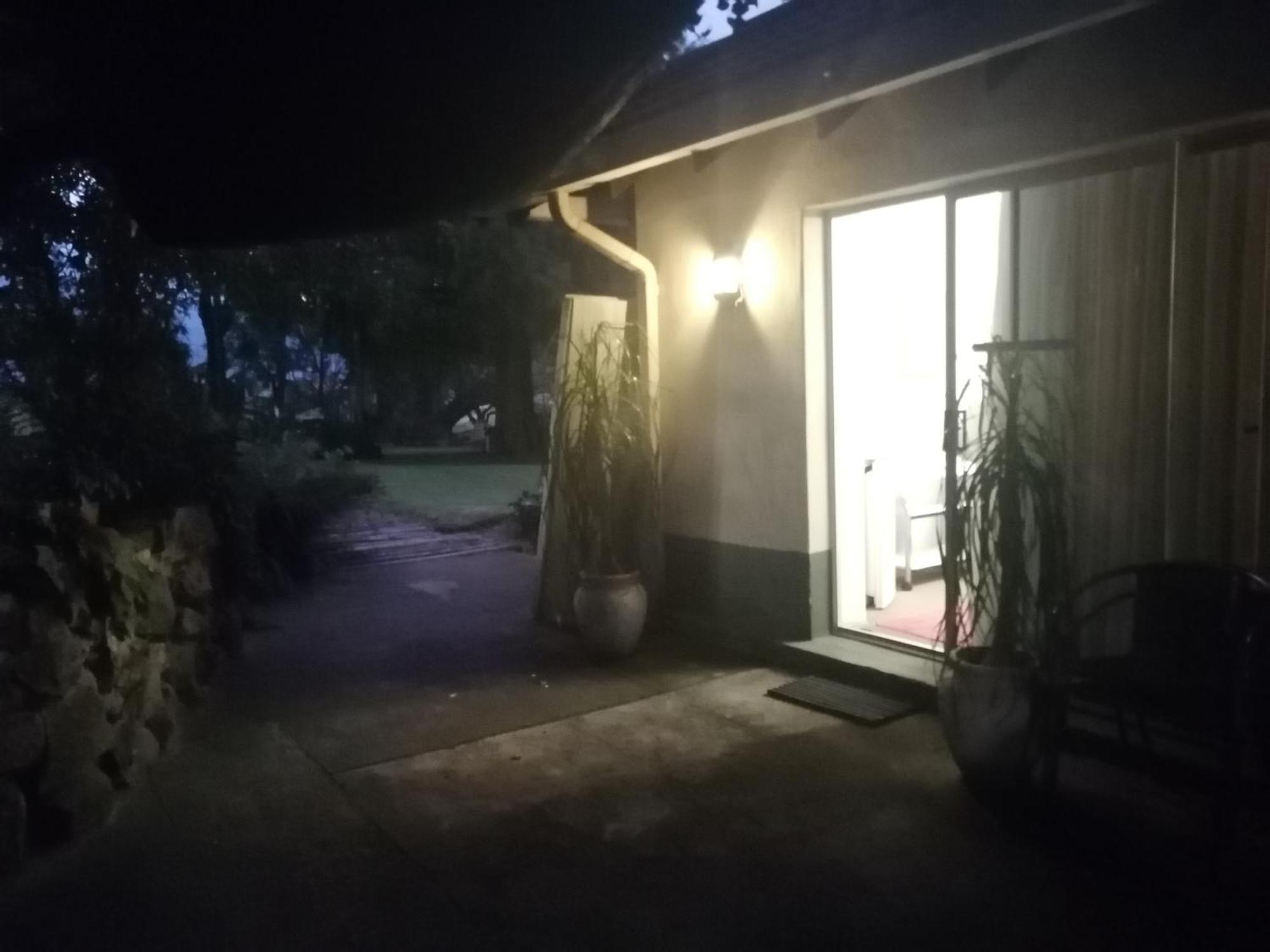 Bed and Breakfast Bell Park Self Catering Champagne Valley Esterno foto