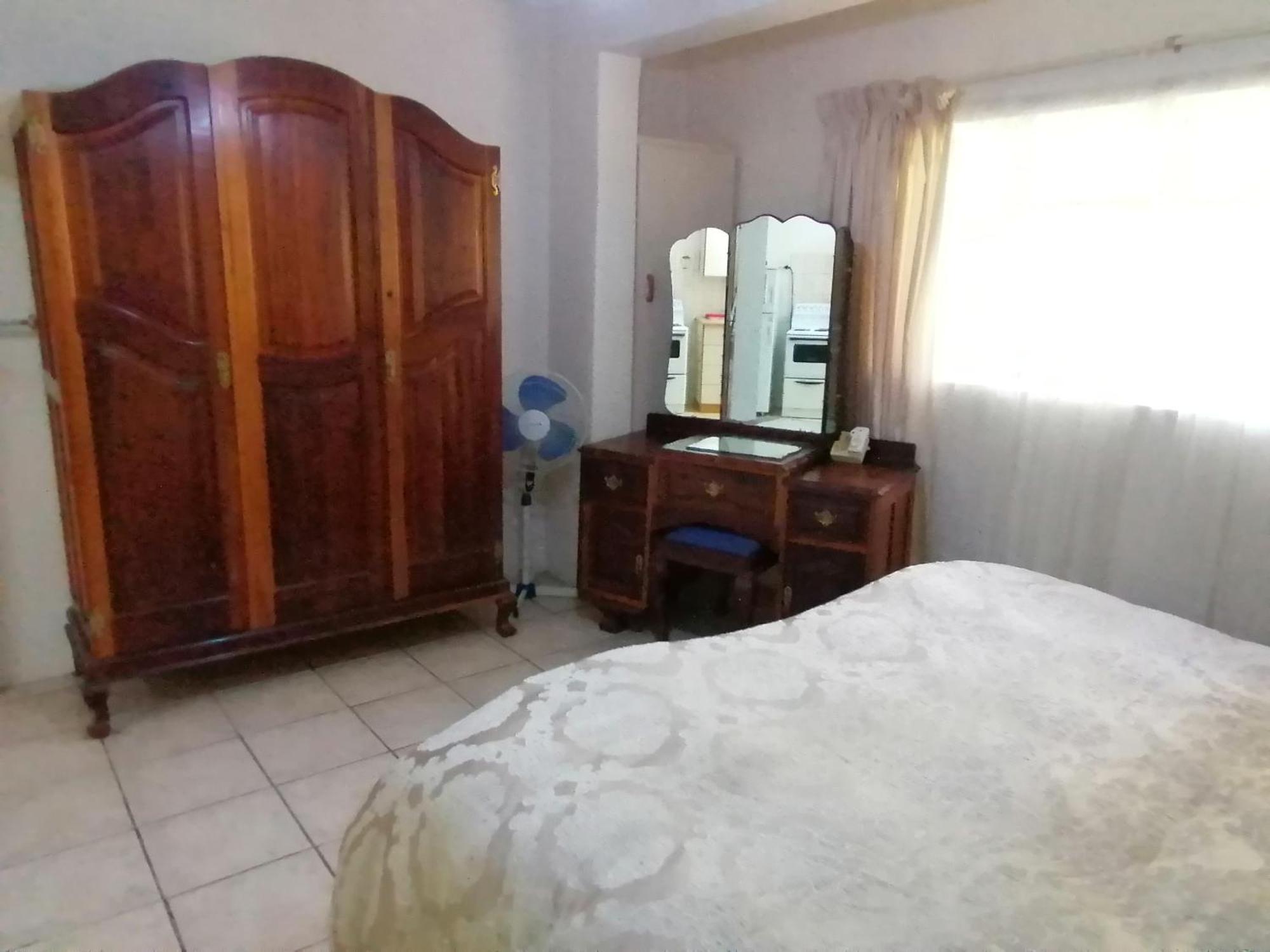 Bed and Breakfast Bell Park Self Catering Champagne Valley Esterno foto